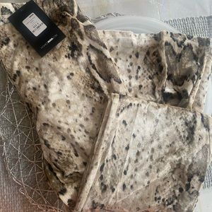 NWT!! FashionNova Animal Print Pants Size Small